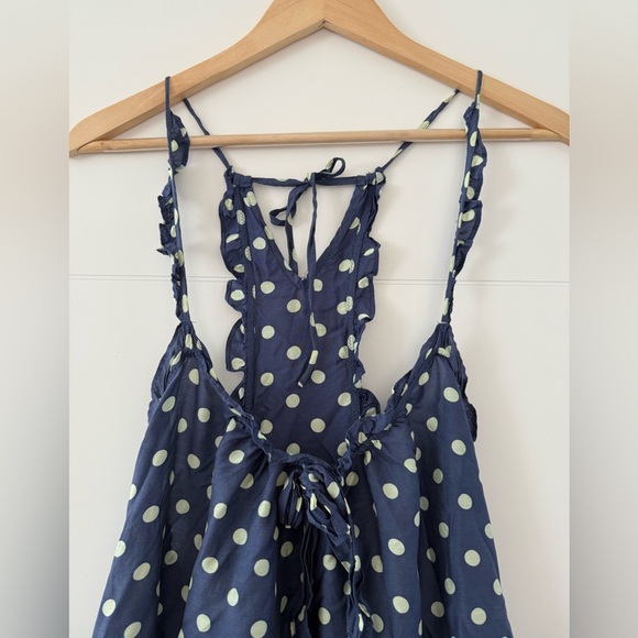 Vintage Victoria Secrets Silk & Rayon Polk-a-Dot Ruffled Camisole, size large. - Picture 3 of 8